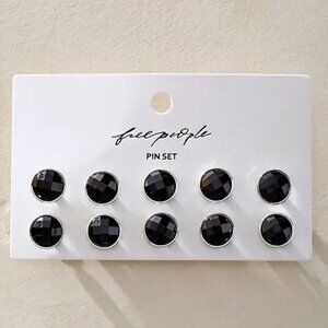 NWT Free People Stunner Stud Pack in Black